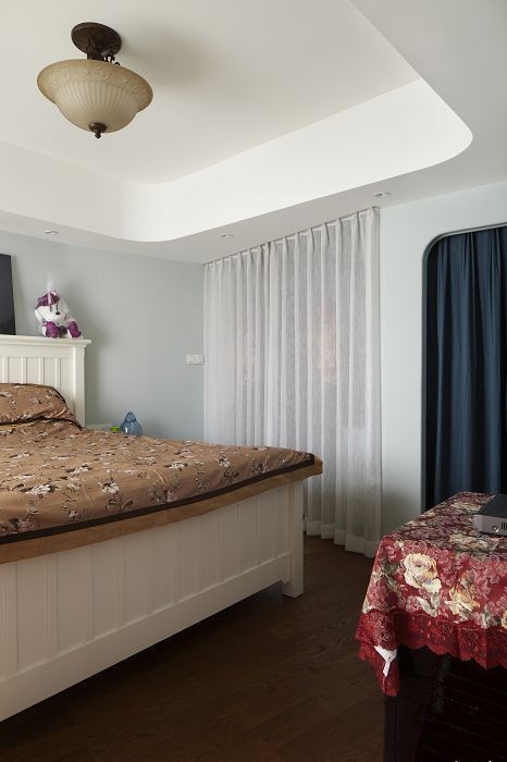 高貴特寫(xiě)地中海美式混搭三居室風(fēng)格裝修